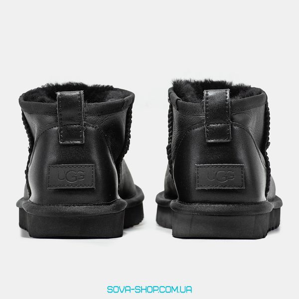 Женские и мужские зимние ботинки UGG Classic Ultra Mini Black Leather Premium фото