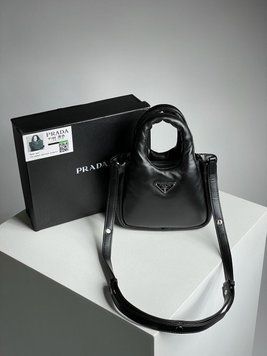 Жіноча сумка Prada Small Padded Soft Nappa-Leather Bag Premium фото