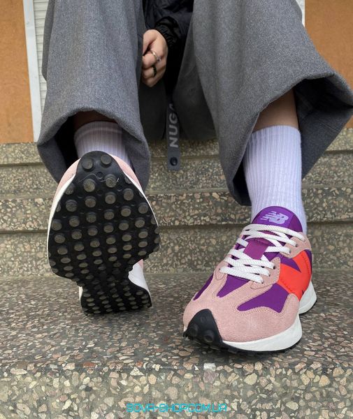 Жіночі кросівки New Balance 327 Purple фото