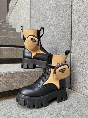 Женские ботинки (натуральная кожа) Prada Boots Zip Pocket Black/Nude PREMIUM фото