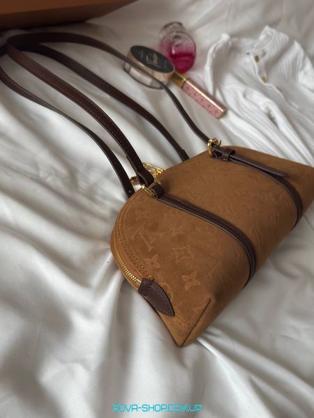 Женская сумка Louis Vuitton Squire East West Suede Brown/Gold Premium фото