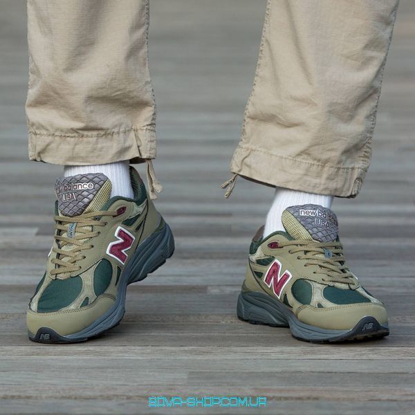 Чоловічі кросівки New Balance 990 v3 x Teddy Santis &laquo;Tan Orange&raquo; фото