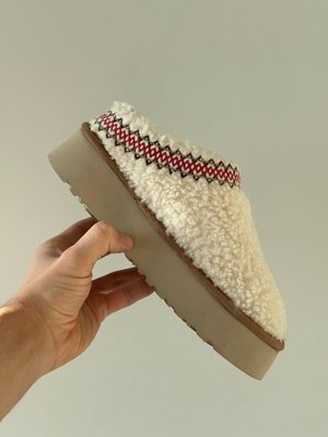Женские зимние ботинки UGG TAZZ BRAID SLIPPERS PREMIUM фото