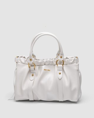 Жіноча сумка Miu Miu Cream Vitello Lux Leather Gathered Tote Premium фото