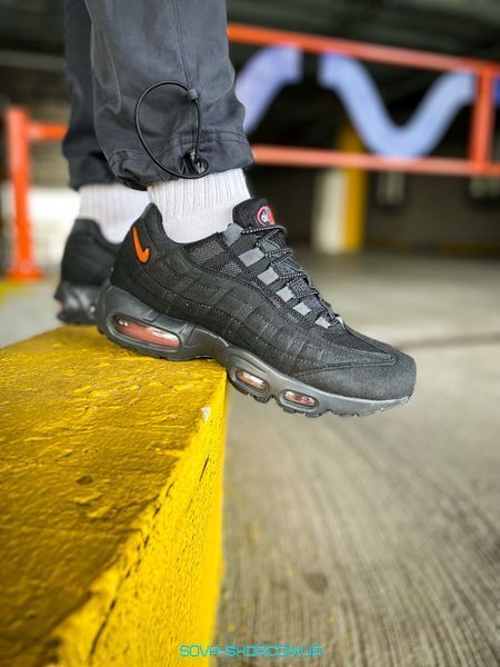 Чоловічі кросівки Nike Air Max 95 "Black/Orange" фото