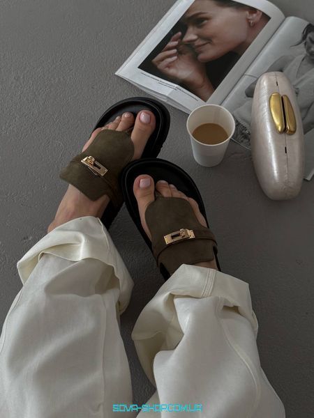 Жіночі шльопанці Hermes Empire Sandal Army Green Premium фото