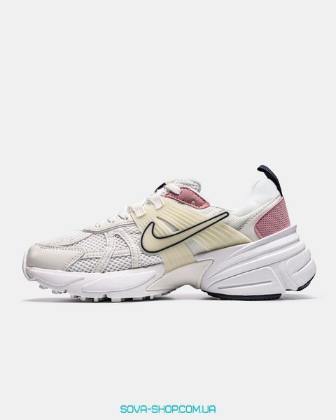 Жіночі кросівки Nike V2K Run Wmns pink/white фото