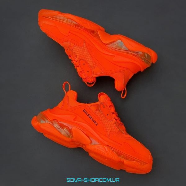 Жіночі кросівки Balenciaga Triple S Clear Sole Full Orange фото