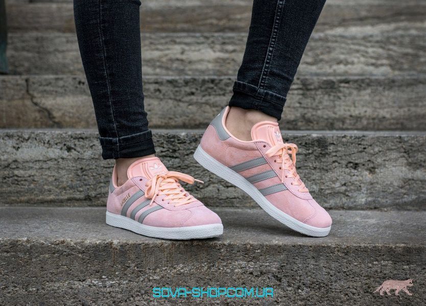 Жіночі кросівки Gazelle Pink/Grey Adidas фото