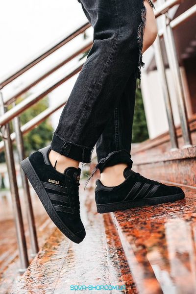 Женские и мужские кроссовки Adidas Gazelle Triple Black Uni фото