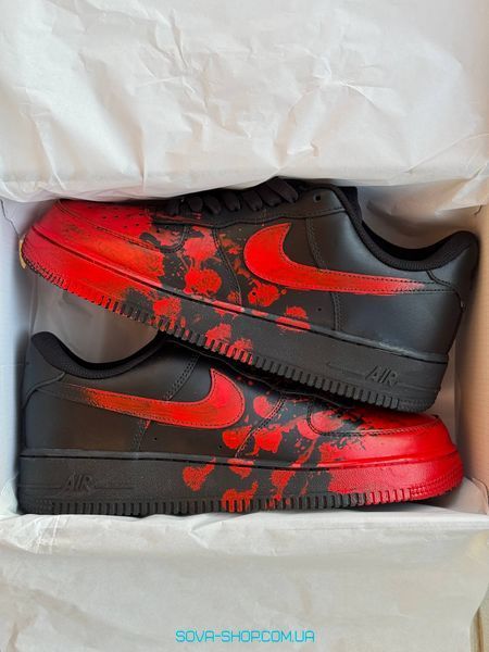 Мужские кроссовки Nike Air Force 1 Low &lsquo;Custom Blood&lsquo; Black фото