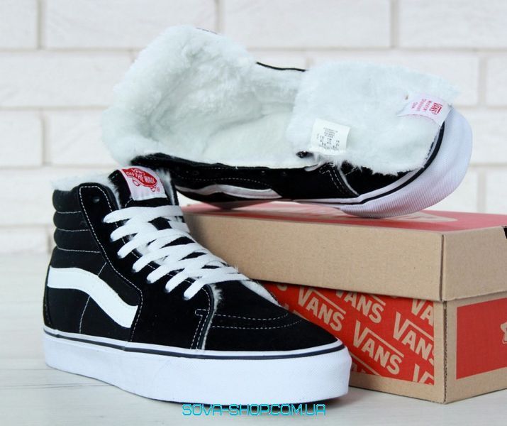 Зимові чоловічі та жіночі кеди З ХУТРОМ V a n s SK-8 Black White фото