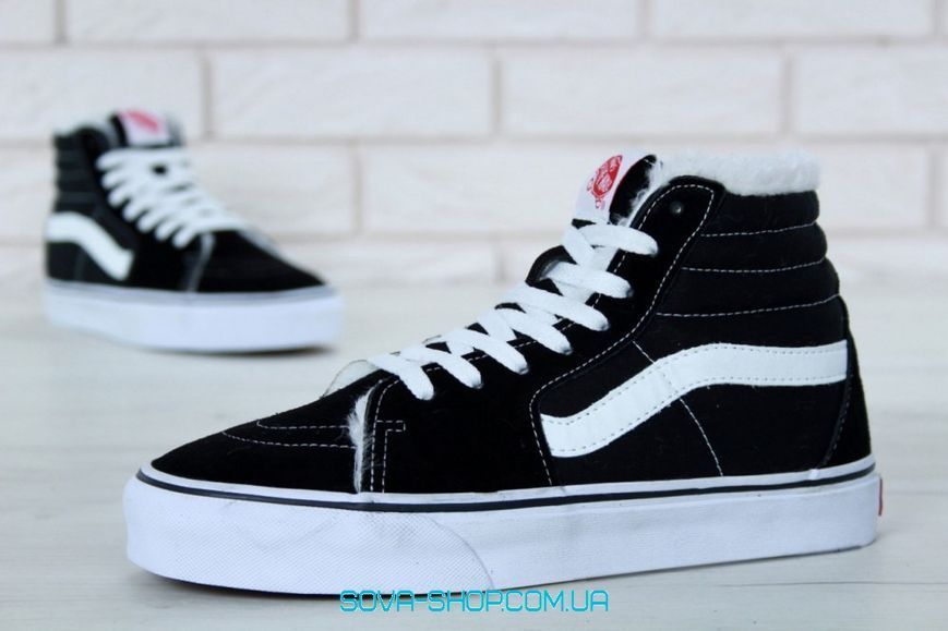 Зимові чоловічі та жіночі кеди З ХУТРОМ V a n s SK-8 Black White фото