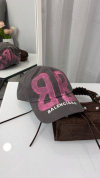 Жіноча кепка Balenciaga Premium фото