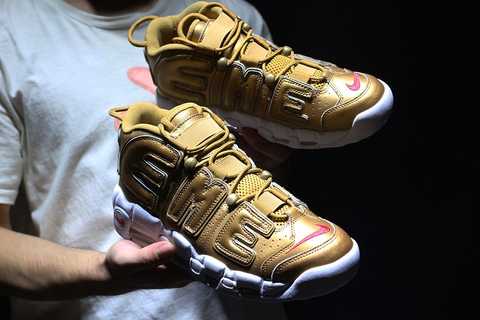 Nike air more cheap uptempo gold