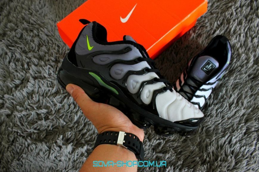 Мужские кроссовки Air Max Tn Vapormax Plus "Neon" Nike фото