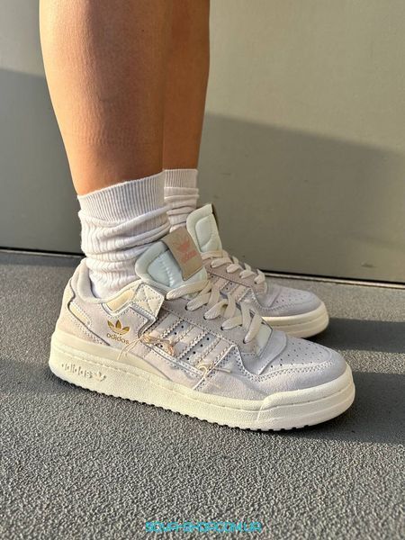 Женские кроссовки Adidas Low Forum 84 Off-White фото