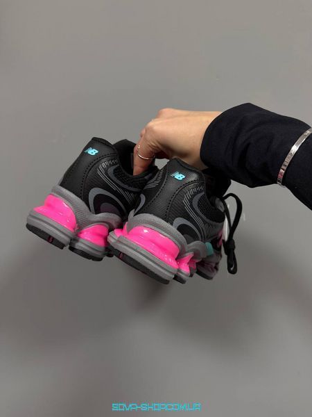 Жіночі кросівки New Balance ABZORB 2000 Black / Pink / Blue фото