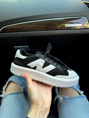 Женские кроссовки New Balance CT302 White/Black фото