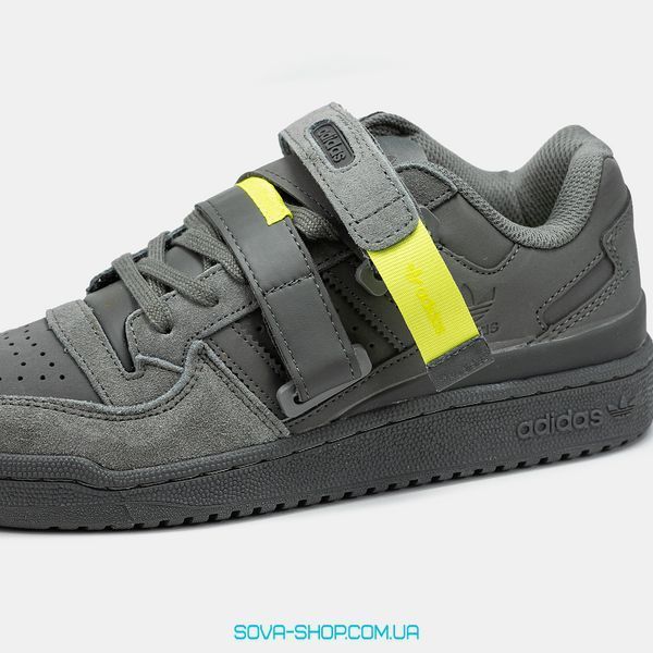 Женские кроссовки Adidas Forum 84 Low Strap Cinder фото