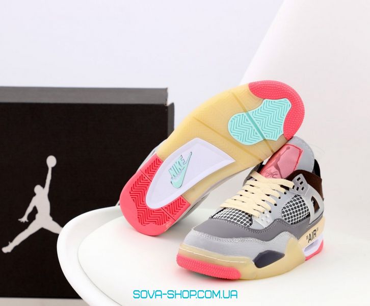 Жіночі баскетбольні кросівки Air Jordan 4 Retro Nike OFF white Retro Grey/Pink фото