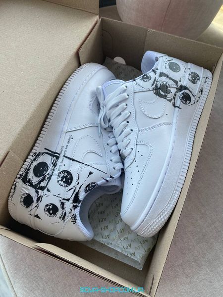 Мужские и женские кроссовки Nike Air Force 1 Low х Comme des Gar&ccedil;ons Supreme Premium фото