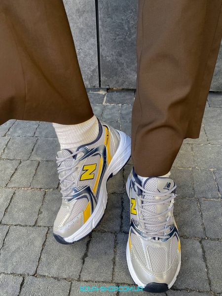 Жіночі кросівки New Balance 530 Yellow Silver фото