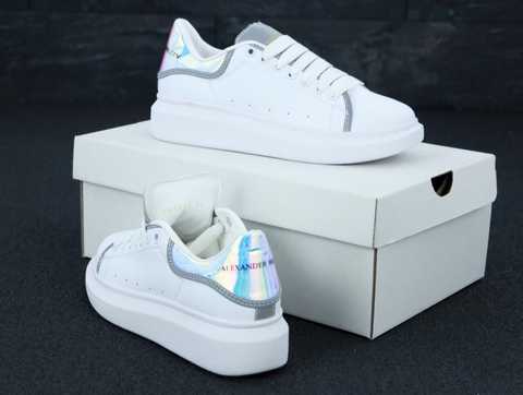 Alexander mcqueen store oversized sneaker reflective