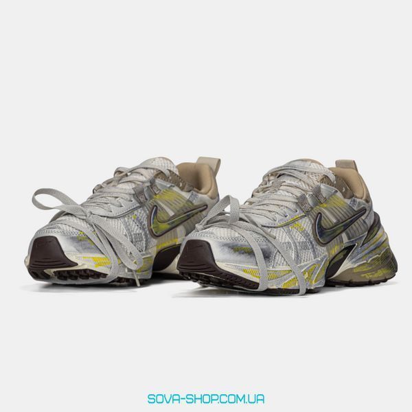 Жіночі кросівки Nike V2K Runtekk Custom Silver Beige Yellow фото