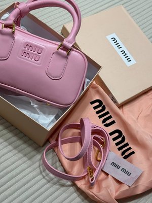 Жіноча сумка Miu Miu Arcadie Leather Bag Pink Premium фото