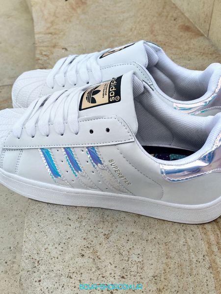 Жіночі кросівки Superstar Hologram Adidas фото