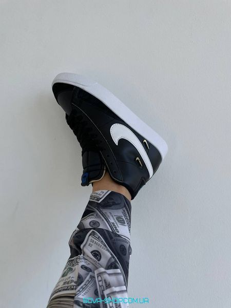 Женские кроссовки Nike Blazer MID &lsquo;77 &ldquo;METALLIC SWOOSH&rdquo; фото