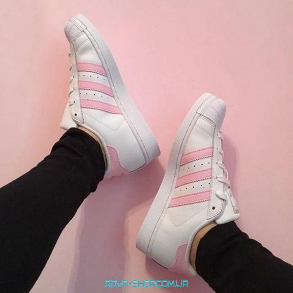 Жіночі кросівки Superstar White/Pink Adidas фото
