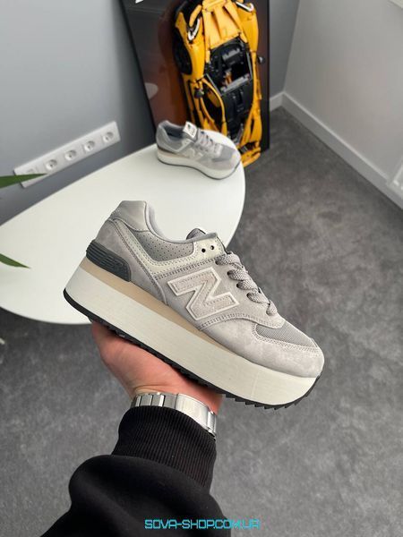 Женские кроссовки New Balance 574 Platform Grey WL574ZBA фото
