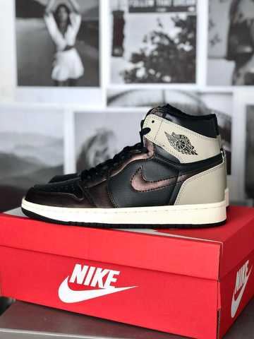 Nike Air Jordan 1 Retro High OG Black Bronze Grey