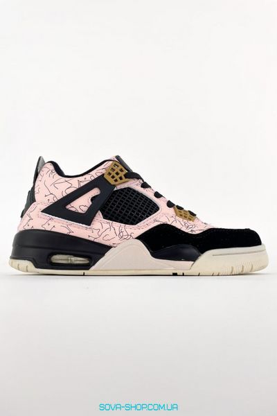 Жіночі баскетбольні кросівки Nike Air Jordan 4 Retro Pink Black фото