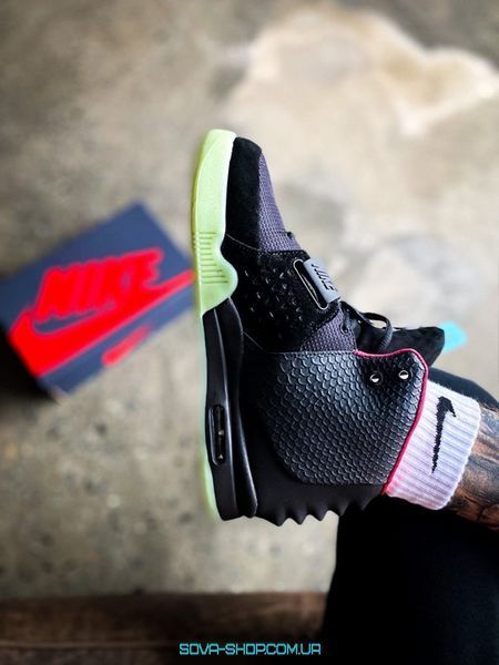 Кросівки Air Yeezy 2 "Solar Red" Nike фото