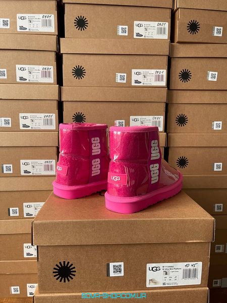 Жіночі зимові ботинки UGG Classic Clear Mini Pink фото