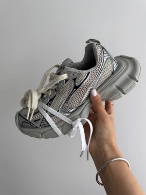 Жіночі кросівки Balenciaga 3ХL LIGHT GREY фото