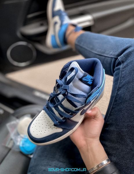 Жіночі баскетбольні кросівки Jordan 1 Retro High Patent Blue toe Nike фото