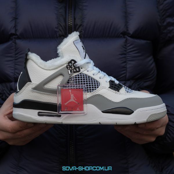 Зимові чоловічі та жіночі кросівки (хутро) Nike Air Jordan 4 White/Grey/Black фото
