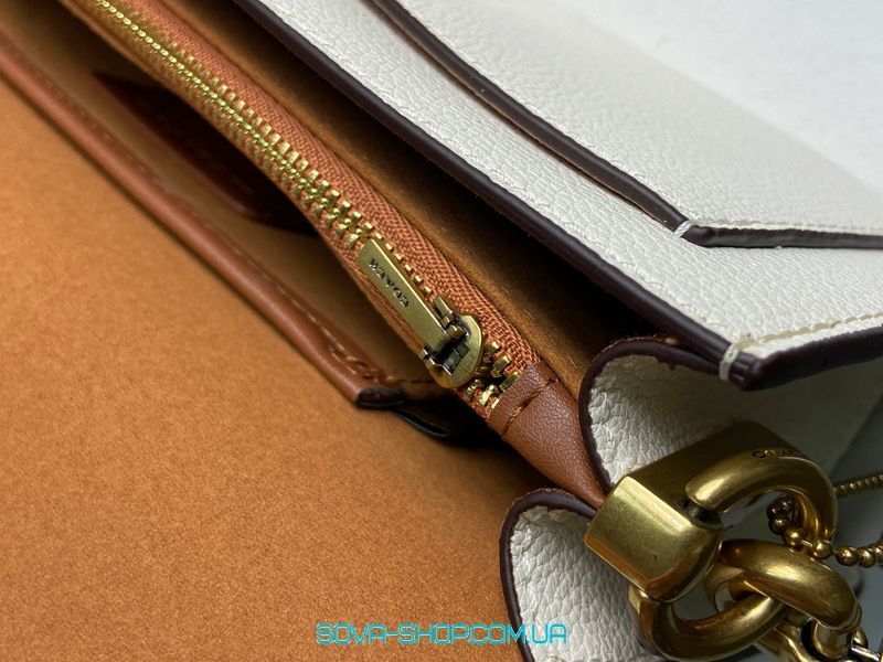 Жіноча сумка Coach Tabby Shoulder Bag 26 Brass/Chalk Premium фото